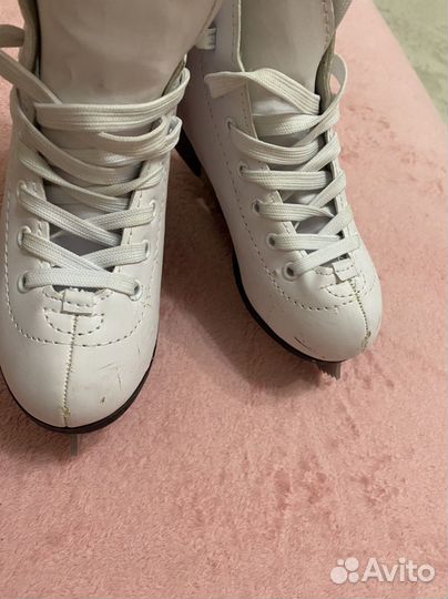 Коньки фигурные