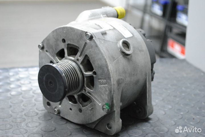 Генератор Renault Espace 1.9 DCi, 2.2 DCi, 2.0 б/у