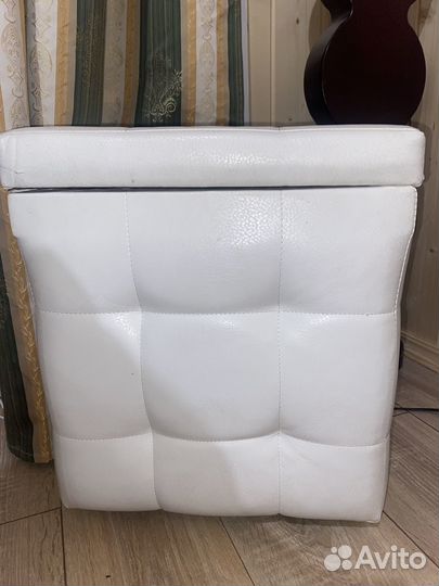Пуф кожаный белый с отсеком для вещей