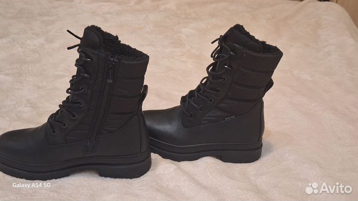 Ботинки женские,36азмер,Tamaris