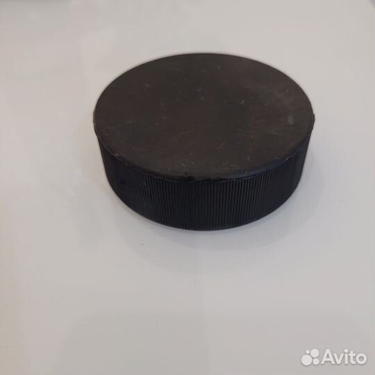 Шайба хоккейная