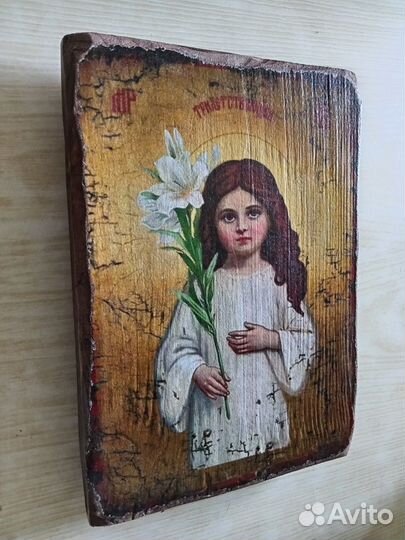 Икона Пресвятой Богородицы Трилетствующая