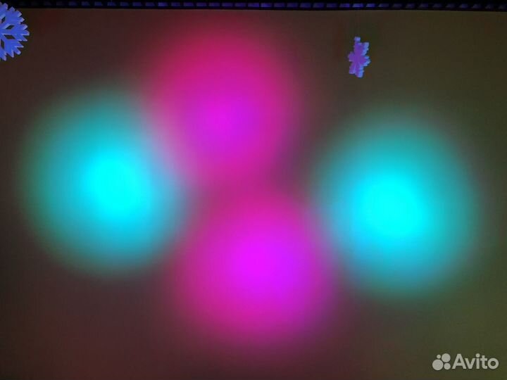 Световое оборудование на стойке