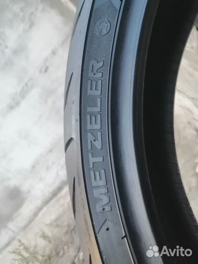 120 70 17 metzeler roadtec z7 RR перед шина