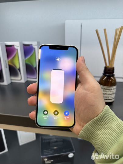 iPhone 12, 256 ГБ