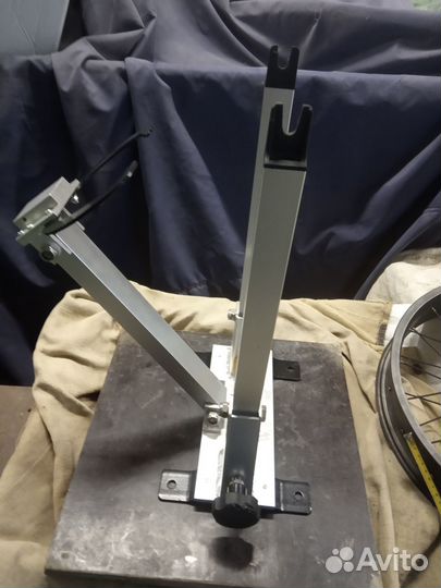 Станок для правки велосипедных колёс