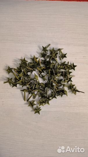 Звезда защитного цвета