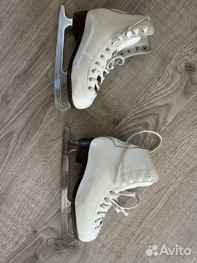 Коньки фигурные Wifa 29