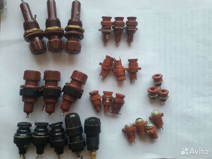 Держатель для предохранителя и индикаторных ламп