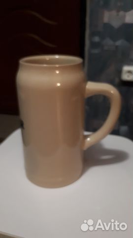 Пивные кружки и бокалы