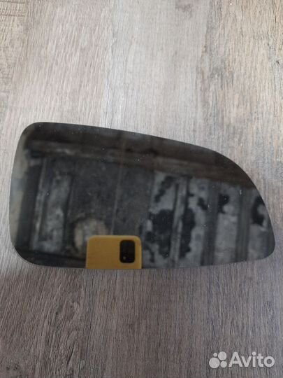 Боковое наружное зеркало правое пасажирское