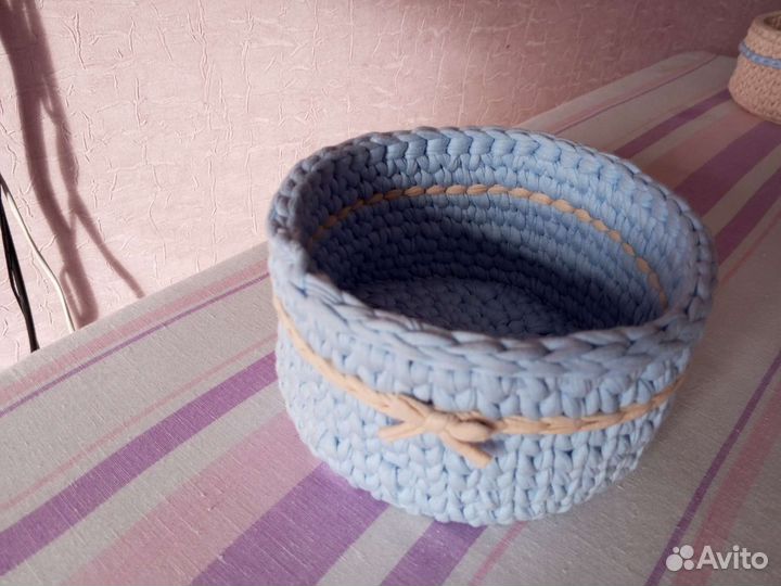 Корзина плетеная для подарков