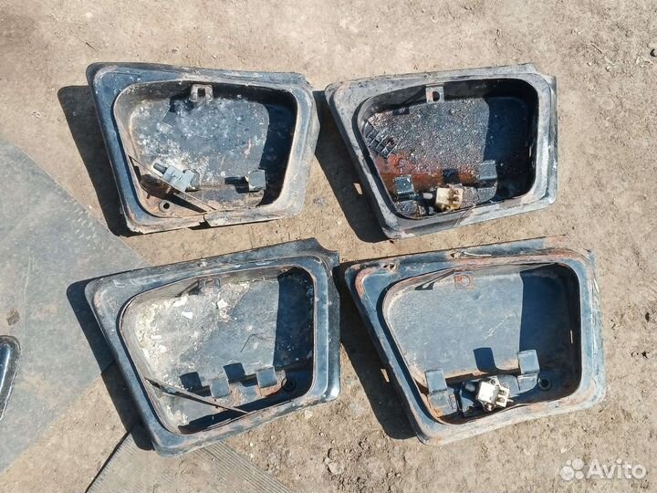 Правый ящик бардачок иж 5