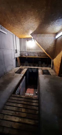 Машиноместо, 30 м²