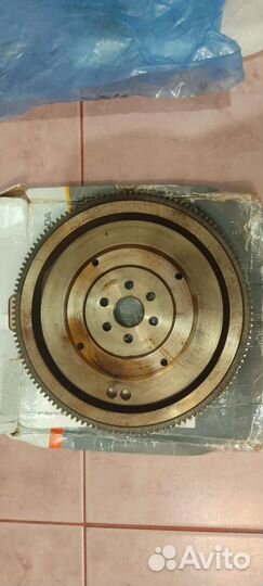 LADA Лада маховик в сборе 21176-1005115-00