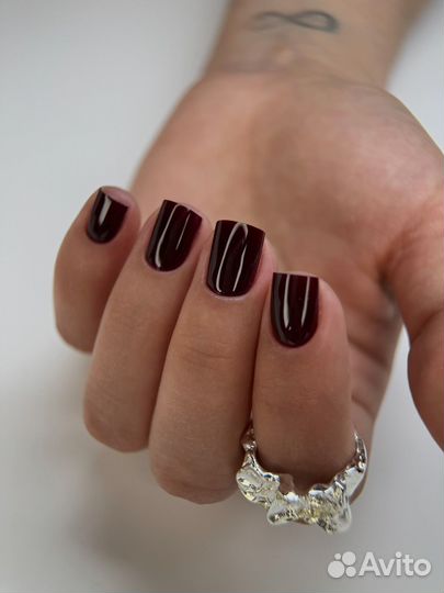 Маникюр/ педикюр