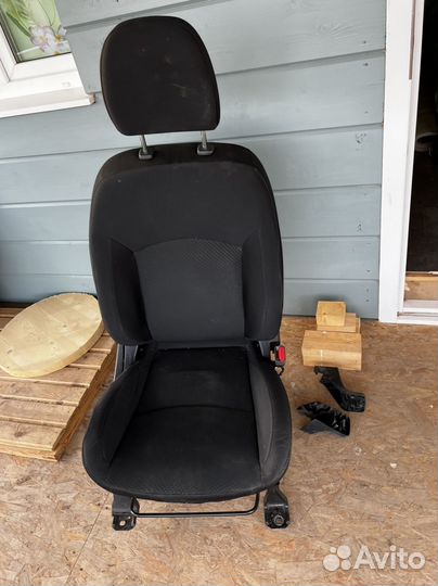 Сиденье пасажирское asx