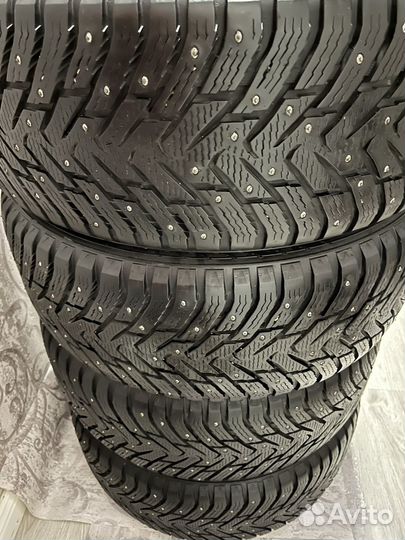 Nokian Tyres Hakkapeliitta 8 SUV 265/50 R20 T