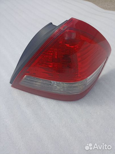 Фара задняя правая nissan tiida c11, оригинал