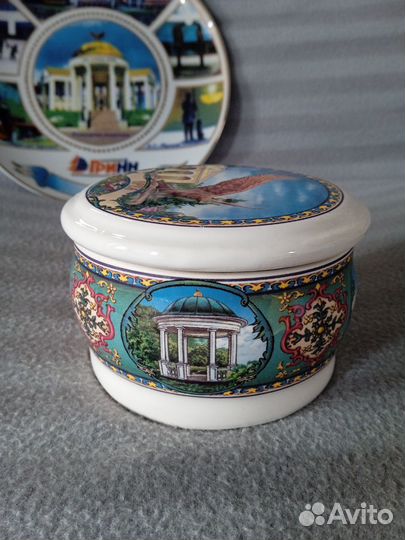 Сувениры тарелка шкатулка