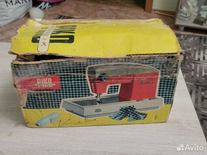 Детская швейная машинка СССР