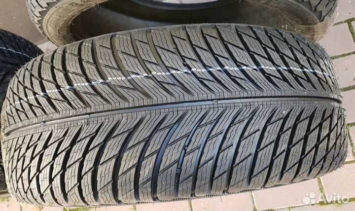 Michelin Pilot Alpin PA5 275/40 R21