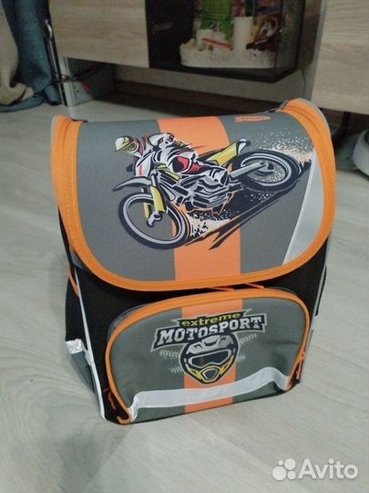 Ранец рюкзак школьный