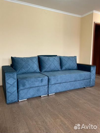 Диван с шагающей оттоманкой от производителя