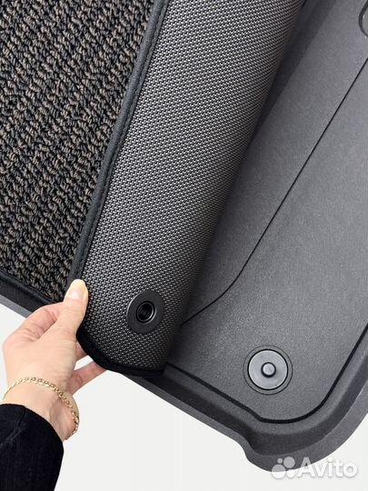 Коврик TPE +Ворс на Lixiang L9