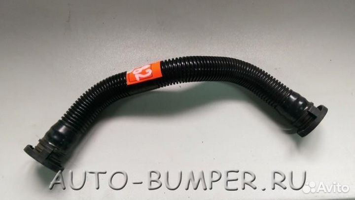 Audi Q7 / VW Touareg 2003- Патрубок отвода картерн