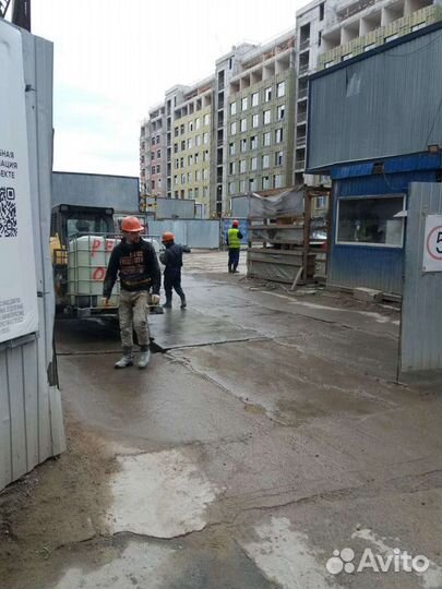 Рабочий-подсобник на стройку