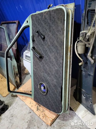 Левая дверь Ока