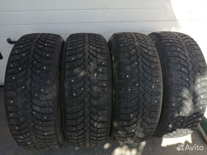Bridgestone Blizzak W960 265/60 R18