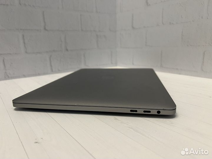 MacBook Pro 13 2016 TouchBar