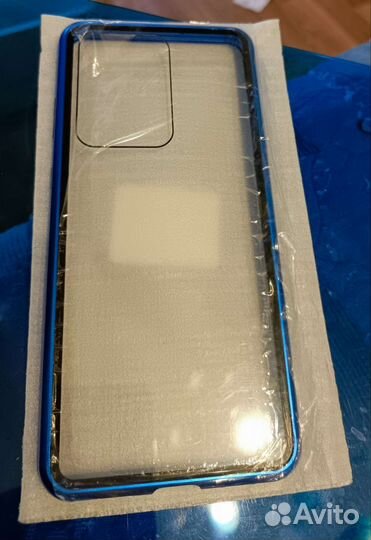 Чехлы для смартфонов и планшета