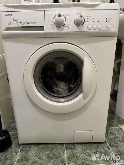 Стиральная машина zanussi ZWS 5107