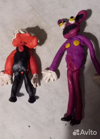 Фигурка из пластилина и protatip