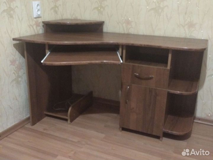 Компьютерный столик бу