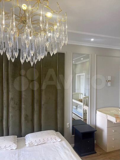 2-к. квартира, 98 м², 8/8 эт.