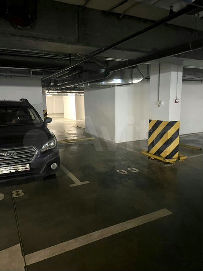 Машиноместо, 14 м²