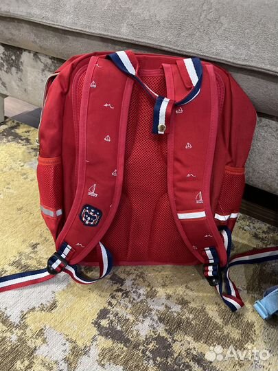 Школьный рюкзак