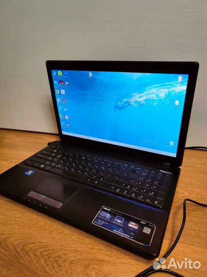Ноутбук Asus