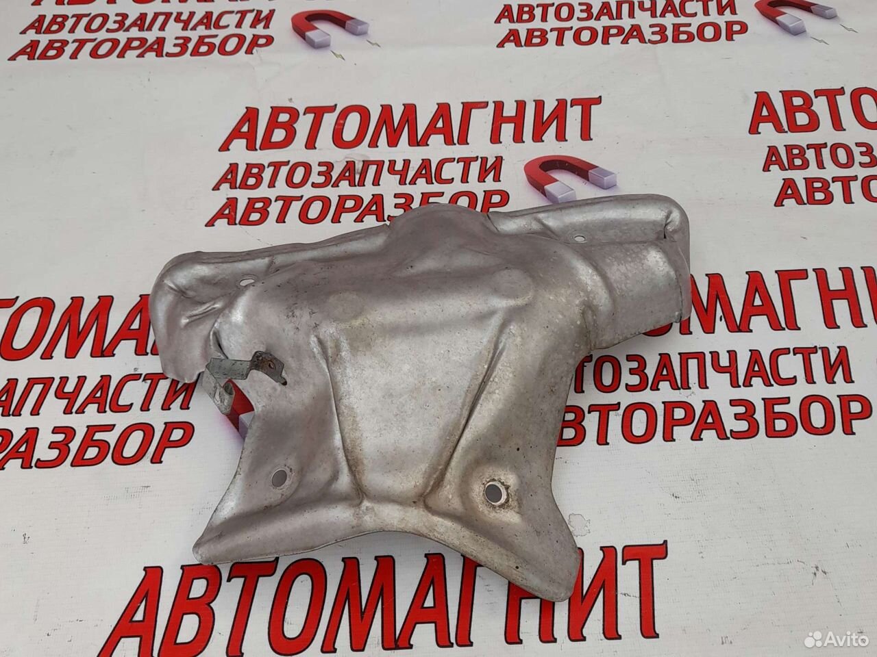 Тепловой экран выпускного коллектора Рено Аркана