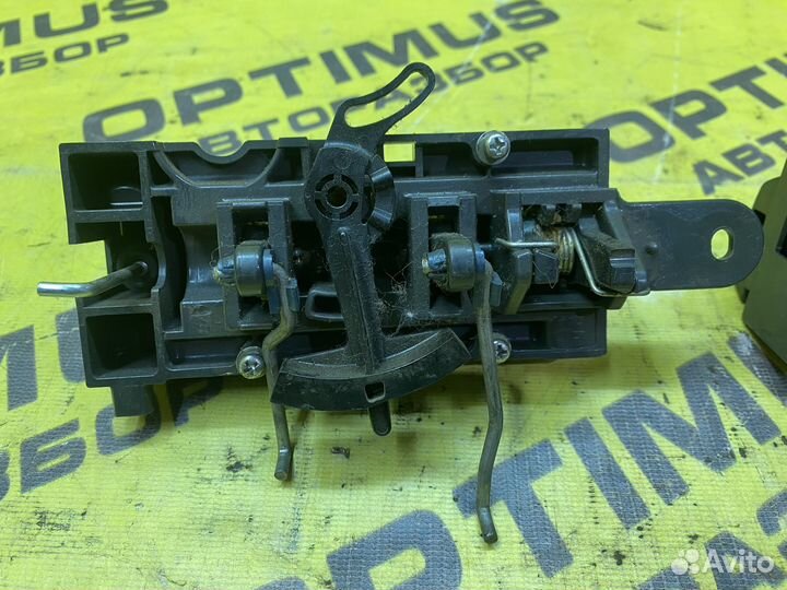 Ручка двери внутренняя задняя Toyota Voxy