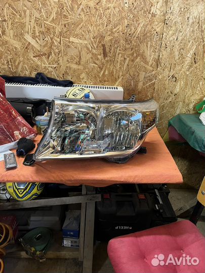 Фара левая тойота ленд Крузер 200