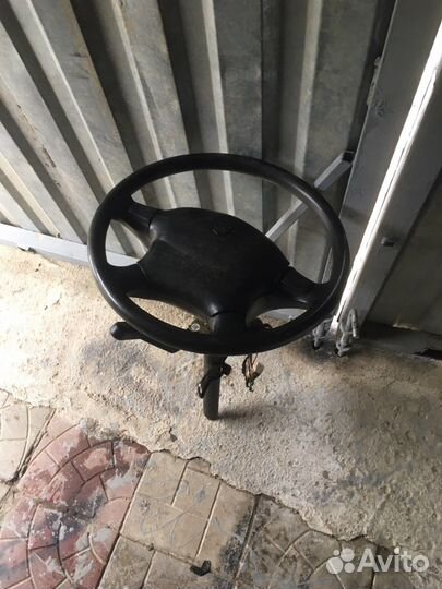 Двери на волгу и рулевая