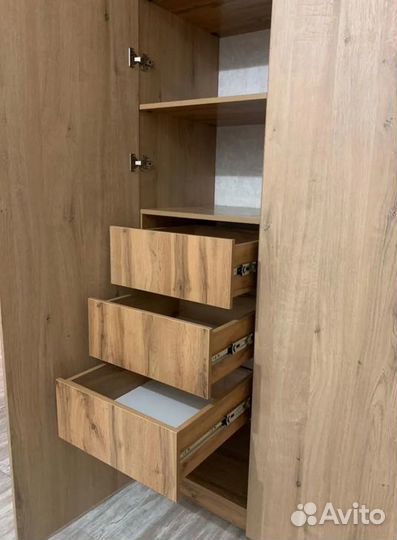 Шкаф распашной в стиле лофт