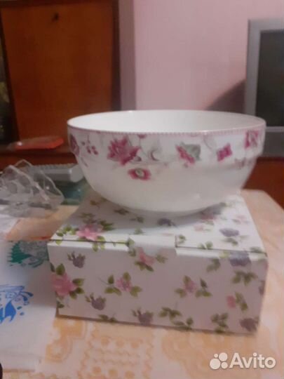 Салатница фарфоровая