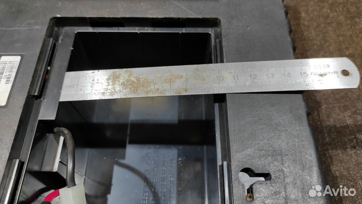 Бесперебойный блок питания APC