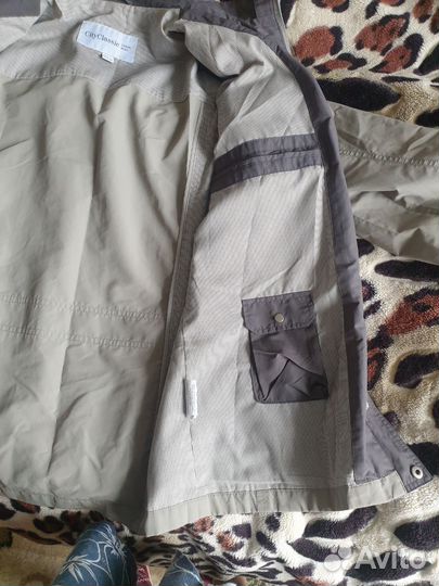 Куртка ветровка